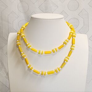 Vintage Yellow White Glass Bead Necklace 17" Tube Disc Beads Retro Jewelry